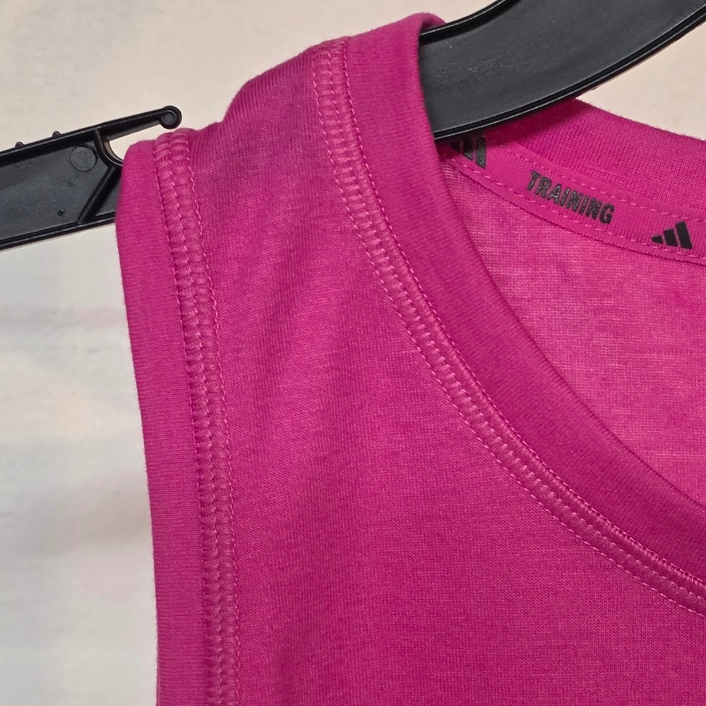 NWT Adidas Womens 2XL Training Cropped Tank Top Pink JL7680 Workout Summer - Picture 2 of 9